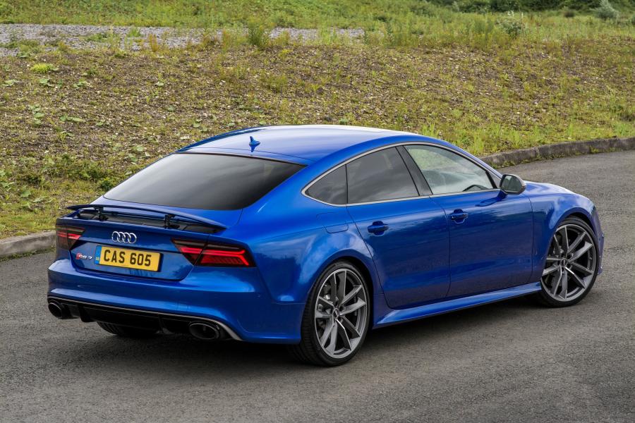  Audi RS7 Sportback Performance 2016 года  (UK) (фото 16 из 21)